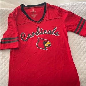 Louisville Cardinal t-shirt